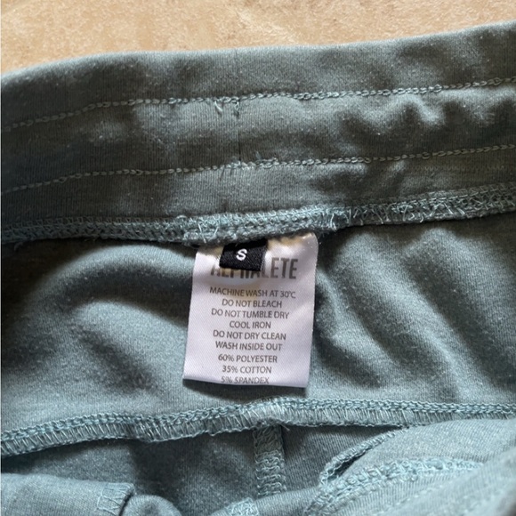 Alphalete Mint Joggers - Picture 3 of 4